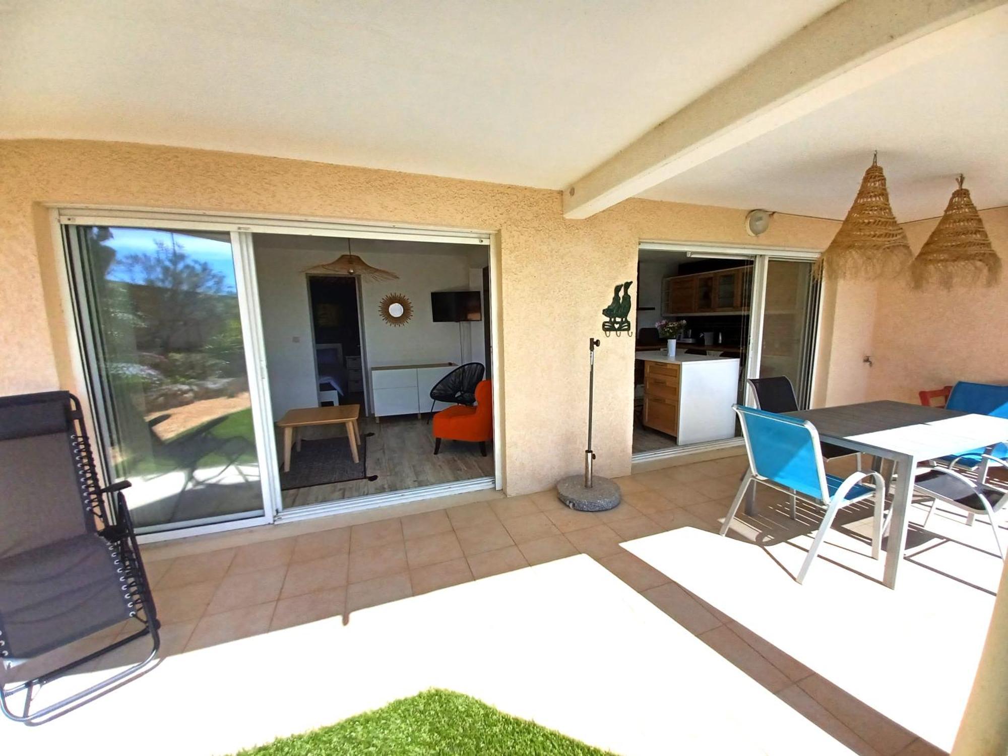 Plain-Pied Jardin 6 Personnes Clim Vue Mer Parking Wifi Terrasse Piscine Dans La Residence Saint-Pierre-la-Mer  Luaran gambar